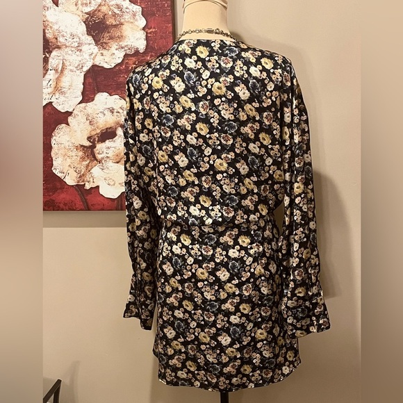 NWT Zara Wrap-style, Floral Print Romper Dress, size XL| - Picture 4 of 10